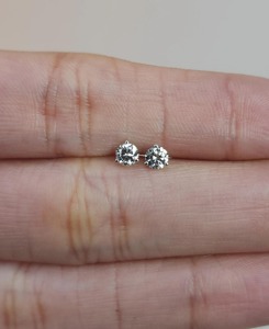 Pendientes de Diamantes Cultivados en Laboratorio de 0.15 Ct en Oro de 14K, Certificados por IGI, con Engaste de 3 Puntas, Joyería Fina Elegante, Regalo para Mujer, para Fiestas - Product Image 6