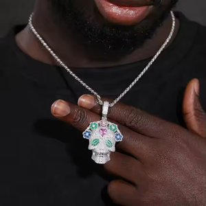 Collier pendentif crâne multicolore glacé Luxira Jewels pour homme, plaqué or rhodié, moissanite taille brillant, bijoux hip-hop - Product Image 4