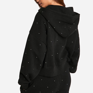 Sweat-shirt à capuche noir pour femme avec motif à pois et logo personnalisé sur le devant, vêtement décontracté d'automne, manches longues, en coton tricoté - Product Image 2