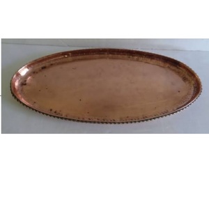 Bandeja de Servicio Decorativa para Mesa de Comedor con Acabado Antiguo de Estilo Único, Bandeja de Metal para Servir Alimentos de Calidad Estándar - Product Image 1