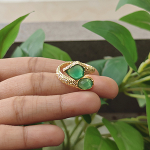 เครื่องประดับแฟชั่นใหม่สำหรับผู้หญิง แหวนทอง 18k ชุบทองเหลือง ขายส่ง พลอยหลากสี ดีไซน์หรูหราทันสมัย คุณภาพสูง ปรับขนาดได้ - Product Image 5