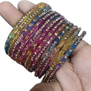Ensemble de bracelets en verre acrylique élégants pour femmes, collection de bijoux traditionnels indiens pour mariage et fêtes, vente en gros, couleurs personnalisées - Product Image 4