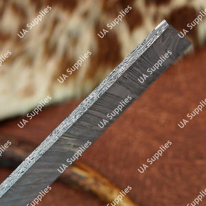 Billet brut de 10 pouces en acier Damas forgé à la main, motif torsadé, sur mesure ODM, pour la fabrication de couteaux de qualité industrielle DIY - Product Image 6