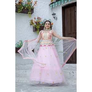 Hermosos Vestidos de Noche - Lehenga Choli para Fiesta con Bordado de Hilo y Zari - Product Image 1