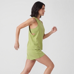 Top Deportivo Corto sin Mangas para Mujer, Color Verde, Ajustado, con Abertura en el Hombro, para Gimnasio, Fitness, Entrenamiento, Deportes, Ropa Deportiva Activa - Product Image 4