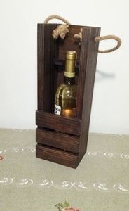 Boîte à vin en bois naturel avec couvercle coulissant pour le rangement et la présentation de bouteilles de vin de qualité supérieure - Product Image 1