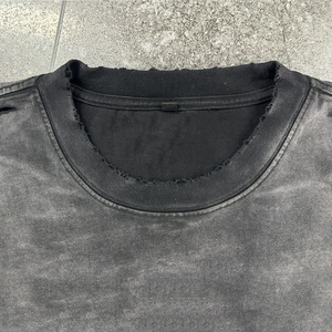 Camiseta Vintage Oversize OEM con Lavado Ácido, Logotipo de Parche de Chenilla Personalizado, Borde Desgastado, Estilo Urbano, Venta al por Mayor, Unisex - Product Image 4