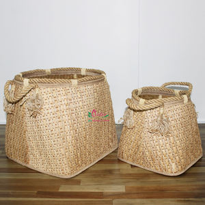 ตะกร้าหวายไม้ไผ่ทรงกลมงานหัตถกรรมธรรมชาติพร้อมที่จับเชือกการจัดเก็บที่มีประโยชน์สำหรับห้องครัวและกล่องของขวัญ - Product Image 1