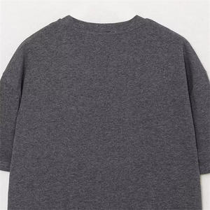 เสื้อยืดคอกลมแขนสั้นลำลองคุณภาพดีสำหรับผู้หญิง ผ้าฝ้าย 100% ระบายอากาศได้ดี น้ำหนัก 220 กรัม ผ้าเจอร์ซีย์ลายเรียบ ปรับแต่งได้ - Product Image 3