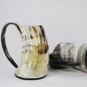 Taza de Cuerno de Búfalo Hecha a Mano, Ecológica, con Forma Natural, Asa Pulida, Arte Rústico Moderno, Coleccionable, Duradera, Regalo Festivo, Uttar - Product Image 2