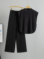 Nouveautés Tendances Mode Qualité Supérieure Ensemble Court 2 Pièces Femme : Crop Top Uni à Épaules Tombantes et Short de Sport 2026
