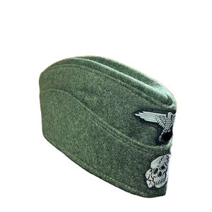 Gorra de campo del Ejército de los Estados Unidos, también conocida como gorra de campamento de la era de la Guerra Civil Americana, con una distintiva insignia del Cuerpo. - Product Image 1