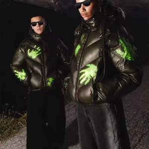 Chaqueta de Plumón Personalizada para Hombre OEM, Chaqueta de Invierno Ligera y Cálida, Chaqueta Impermeable con Estampado Personalizado, Chaqueta de Plumón Cortavientos para Hombre - Product Image 2