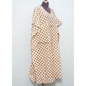 Robe longue maxi en coton biologique pour femme, motif floral, style kaftan, imprimé bloc, tricotée, pour la maternité, toutes saisons (été, hiver, automne, printemps) - Product Image 4