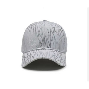 Gorras de Béisbol de 5 Paneles para Adultos, Diseño de Color Personalizado, Precio Competitivo, MOQ Bajo, Gorra de Béisbol con Tela de Última Generación - Product Image 5