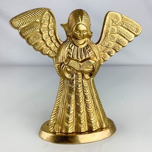 Elegante Ídolo de Ángel de Latón Hecho a Mano para Decoración de Mesa y Accesorio Premium para el Hogar - Product Image 1