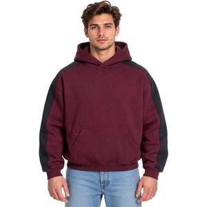 Sweat à capuche contrastant à manches raglan en mélange de coton, doux et confortable, avec ourlet côtelé, coupe décontractée, pour homme, style streetwear, à porter au quotidien - Product Image 1