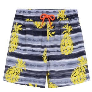 กางเกงว่ายน้ำชายแบบแห้งเร็วปี 2026 ขายส่ง กางเกงชายหาดพิมพ์ลายตามสั่ง ผู้ผลิต OEM รับทำโลโก้ตามสั่ง โพลีเอสเตอร์ 100% ระบายอากาศได้ดี - Product Image 1