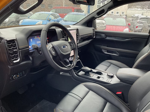 Ford Ranger 3.0 V6 Wildtrak Electric Roll Cover <b>Bed</b> Tonneau Shutter Automatic Pickup Truck Cover System - Product Image 6