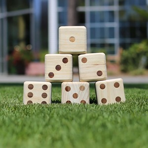 Dés en bois faits à la main de qualité supérieure, écologiques, style classique et moderne, pour la famille, les fêtes en plein air et le jardin - Product Image 6