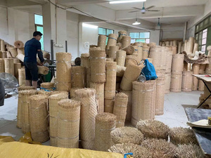 หวายพลาสติกทนทานราคาถูก  หวาย PE แบบม้วน  ลายหกเหลี่ยม  สำหรับงานสานแบบดั้งเดิม  เป็นมิตรกับสิ่งแวดล้อม เหมาะสำหรับเฟอร์นิเจอร์กลางแจ้ง - Product Image 6