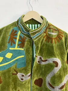 Veste Bohème Vintage en Velours Vert Brodé Suzani pour Femme, Manteau Court Ethnique Floral Ouvert sur le Devant, Qualité Supérieure - Product Image 2