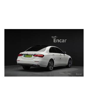 Mercedes-Benz Classe E E450 4MATIC Exclusive 2021/12, 66 011 km, Boîte de vitesses automatique, Volant à gauche, Caméra de recul - Product Image 2