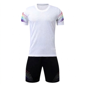 เสื้อฟุตบอลทีมชายสำหรับฝึกซ้อมกลางแจ้ง พิมพ์ลายแบบซับลิเมชั่น ขายส่ง ชุดกีฬาฟุตบอลน้ำหนักเบา - Product Image 1