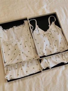 Set Pigiama 4 Pezzi Personalizzato con Stampa Floreale per Donne, Abbigliamento da <span class=keywords><strong>Notte</strong></span> con Scollo in Pizzo, Pantaloncini <span class=keywords><strong>e</strong></span> Pantaloni - Product Image 4