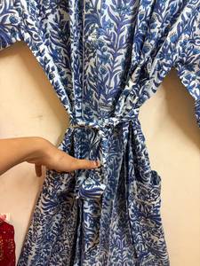Peignoir Kimono Léger et Respirant en Coton à Col en V avec Cordon de Serrage, Imprimé Floral et Oiseaux, pour Femme, Idéal pour le Bain, le Spa et la Plage - Product Image 3