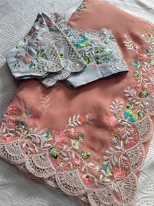 Sari de organza bordado de diseñador para mujer |   Sari de Fiesta con Bordado Floral y Blusa Bordada |   Sari indio premium - Product Image 3