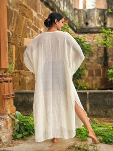 Nuevo y elegante vestido caftán de algodón Khadi, túnica artesanal étnica con cuello en V, estilo oversized, hecho a mano, para estar en casa, maxi, para mujer. - Product Image 2