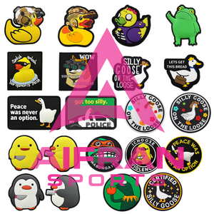 Parche de Goma PVC 2D 3D Personalizado Aifran con Reverso de Velcro para Gorras, Chaquetas y Bolsos, Fabricante de Parches con Logotipo - Product Image 3