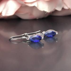 Pendientes de Zafiro en Plata de Ley, Piedra de Nacimiento de Septiembre, Estilo Vintage, Regalo de Navidad o Boda para Mujer - Product Image 2