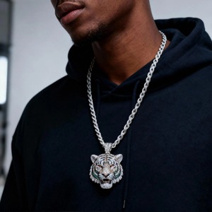 Collier Pendentif Tête de Tigre ELVORA GEMS, Sertissage Pavé Zircon Cubique, Plaqué Or 18K, Bijou Unisexe Tendance Hip-Hop, Chaîne Cordon - Product Image 2