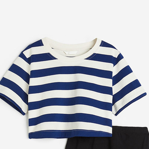 Nuevas camisetas sublimadas para mujer, corte ajustado, hechas con algodón y poliéster, diseño y logotipo personalizados - Product Image 4