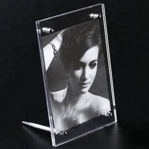 Elegante marco de fotos acrílico de 21x30cm marco de fotos de doble cara de alta claridad con soporte de plástico tamaño carta A4 - Product Image 1