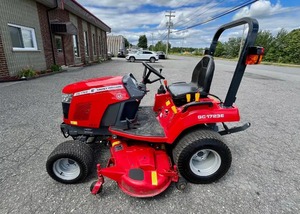รถแทรกเตอร์ล้อยางขนาดเล็ก Massey Ferguson GC1723E ขับเคลื่อน 4 ล้อ สำหรับงานเกษตร สีแดง - Product Image 4