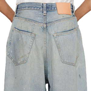 Jean en denim bleu vintage pour homme, coupe ample et large, effet délavé léger, jambe large et incurvée, coupe ample et décontractée - Product Image 5
