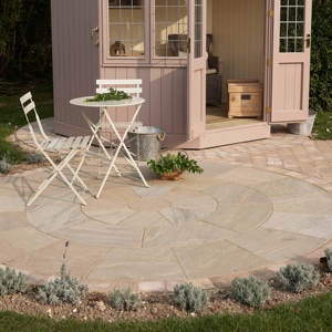 Kit de Patio Circular de Piedra Arenisca Verde GROCON Raj, Diseño Moderno para Exteriores y Jardín (1.8m 2.4m 3m) - Product Image 2