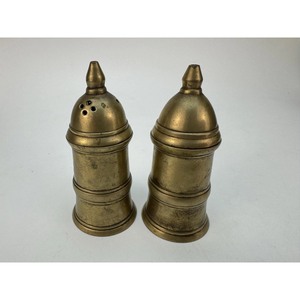 Juego de Especieros Vintage de Latón con Construcción Metálica Resistente para Uso en la Cocina - Product Image 3