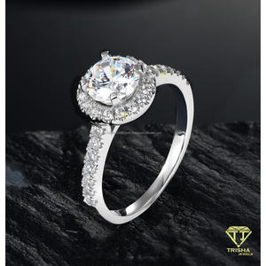 Bague élégante en moissanite VVS, pierre centrale taille C, en argent sterling 925, bijoux de luxe pour fiançailles et mariage pour femme - Product Image 1