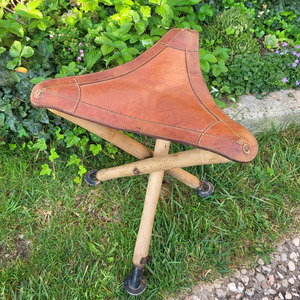 Genuine leather hunting <b>stool</b> <b>folding</b> camping <b>stool</b> wholesale bulk supplier OEM custom branding premium export quality - Product Image 4