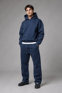 Ensemble de survêtement sportif oversize pour homme, personnalisable, avec sweat à capuche et pantalon de jogging ample - Product Image 4