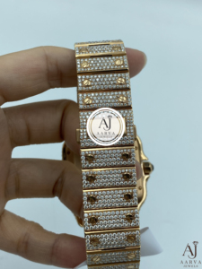 AARVA JEWELS นาฬิกาข้อมือสแตนเลสสตีลทรงสี่เหลี่ยมประดับเพชรหรูหราสไตล์วินเทจ สายสีเหลืองทอง หน้าปัดแสดงเวลาแบบอนาล็อก ตัวเลขโรมัน ระบบควอตซ์ ขนาด 40 มม. - Product Image 5