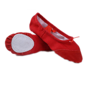 Chaussons de danse et de gymnastique pour femmes, dessus en satin doux, doublure en coton, semelle en caoutchouc, talon plat - Product Image 6