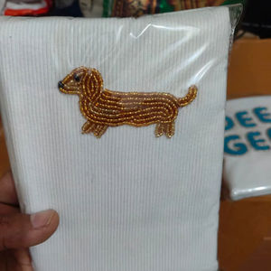 Camiseta sin mangas de algodón acanalado blanco con parche de perro con cuentas doradas, ropa interior sin mangas, prendas de moda casual, diseño animal hecho a mano - Product Image 1