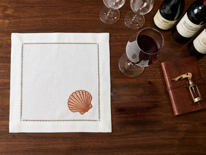 Serviette de cocktail carrée en coton brodée personnalisée, motif coquille d'orange, 6x6 pouces, réutilisable, avec ourlet festonné, pour bar à domicile et événements - Product Image 2