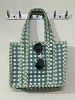 Sac fourre-tout de voyage matelassé à la main, multi-patchwork, le plus vendu, magnifique sac de shopping pour femme en tissu de coton fait main Kantha avec fermeture éclair pour la plage