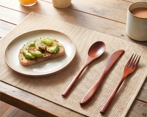 Juego de cubiertos de madera moderno, diseño minimalista y sencillo, acabado mate, ecológico, para uso en campamentos, fiestas y hoteles. - Product Image 1